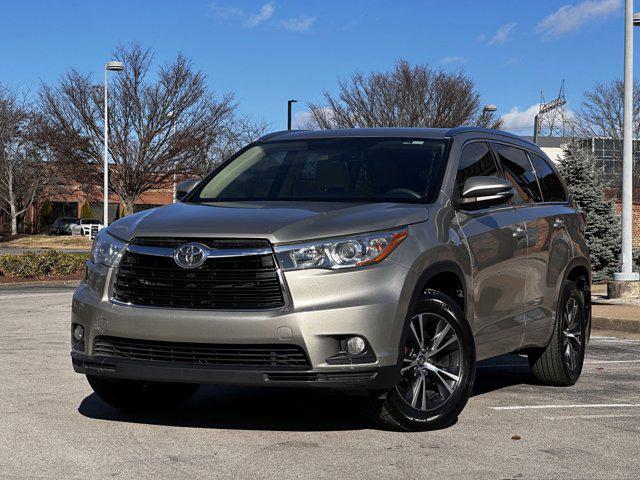 used 2016 Toyota Highlander car, priced at $20,485