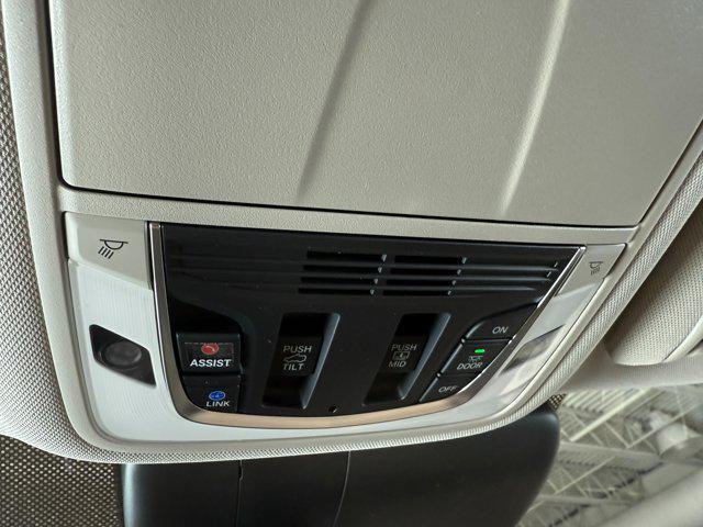 new 2025 Acura RDX car, priced at $54,400