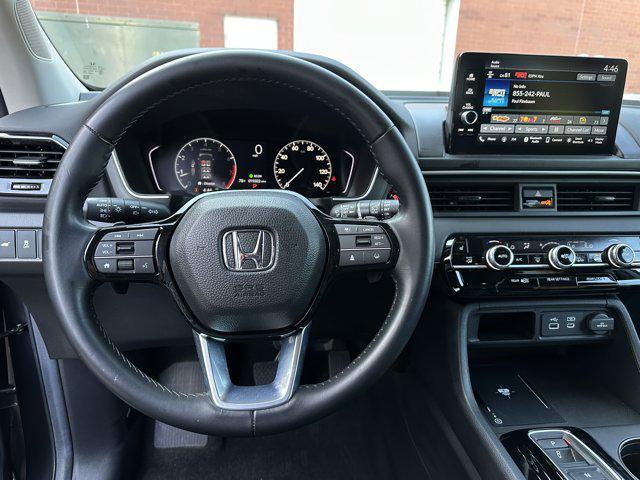 used 2025 Honda Pilot car, priced at $42,750