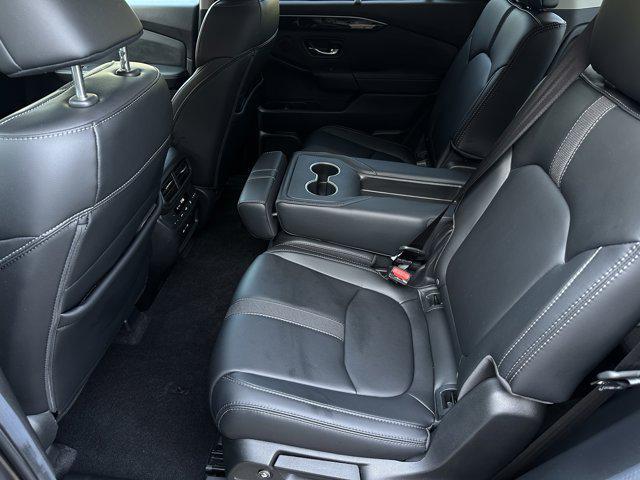 used 2025 Honda Pilot car, priced at $42,750
