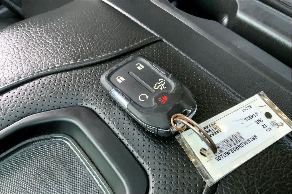 used 2021 GMC Sierra 1500 car, priced at $42,898