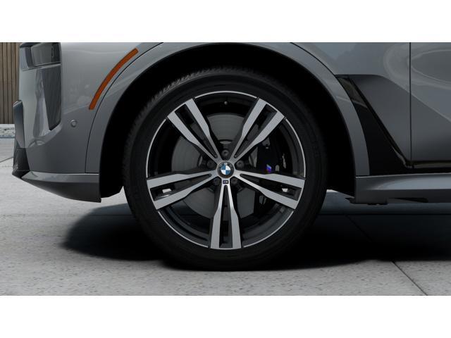 new 2025 BMW X7 car, priced at $118,455