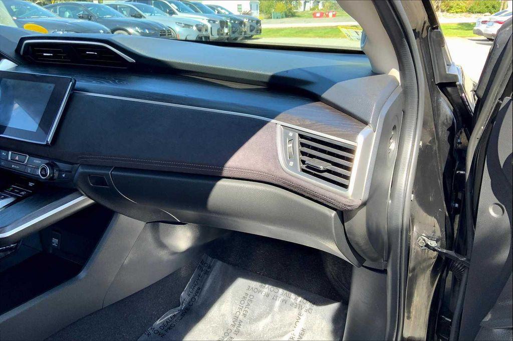 used 2018 Honda Clarity Plug-In Hybrid car, priced at $20,546