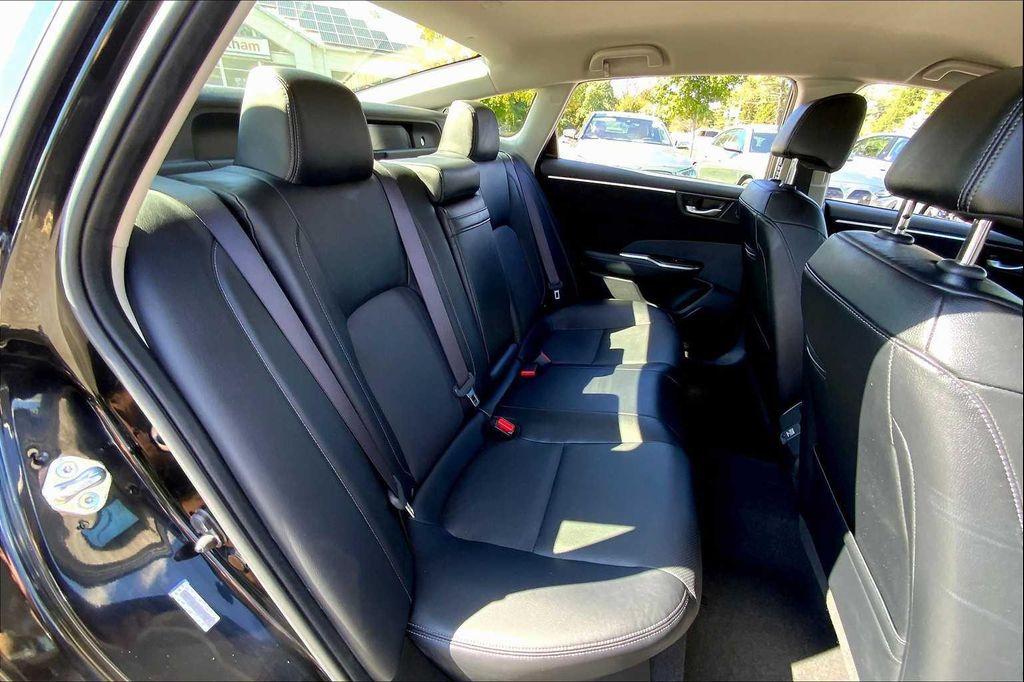 used 2018 Honda Clarity Plug-In Hybrid car, priced at $20,546