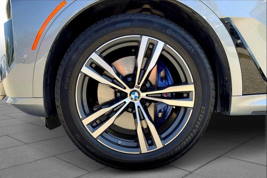 used 2024 BMW X7 car, priced at $76,562