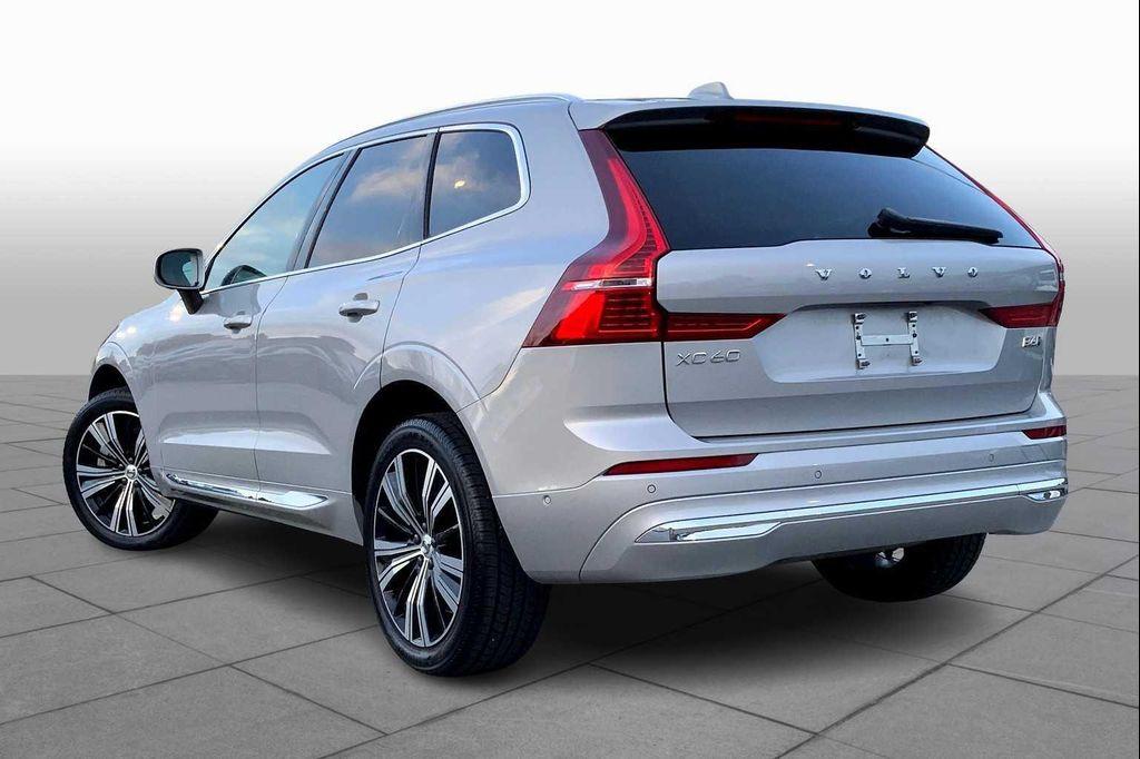 used 2022 Volvo XC60 car, priced at $35,898
