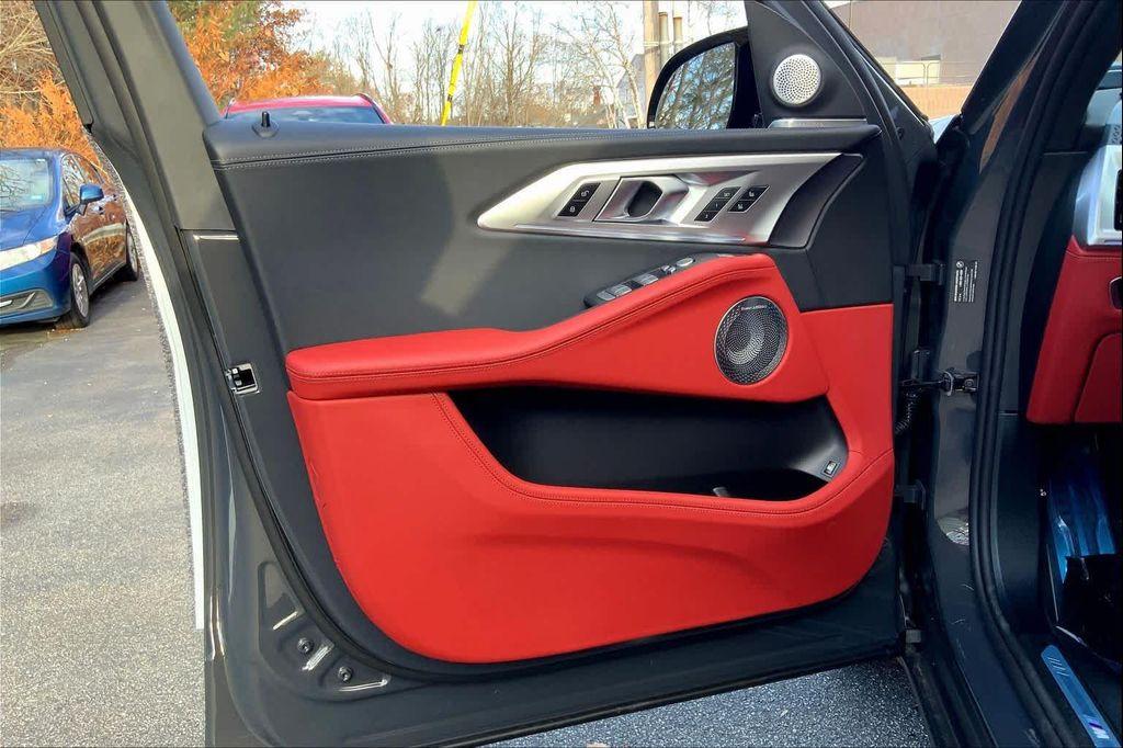 new 2026 BMW XM car, priced at $160,825