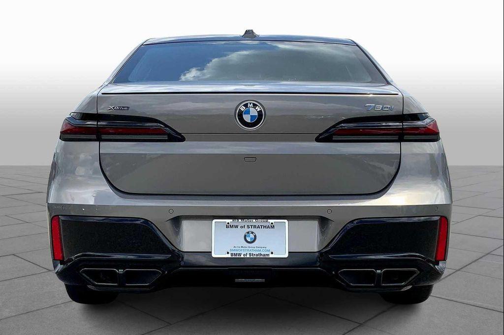 new 2025 BMW 760 car, priced at $128,325