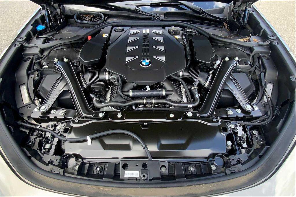 new 2025 BMW 760 car, priced at $128,325