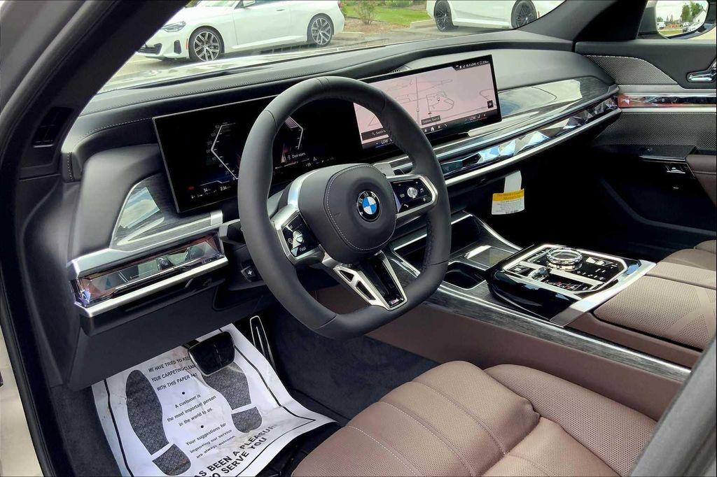 new 2025 BMW 760 car, priced at $128,325