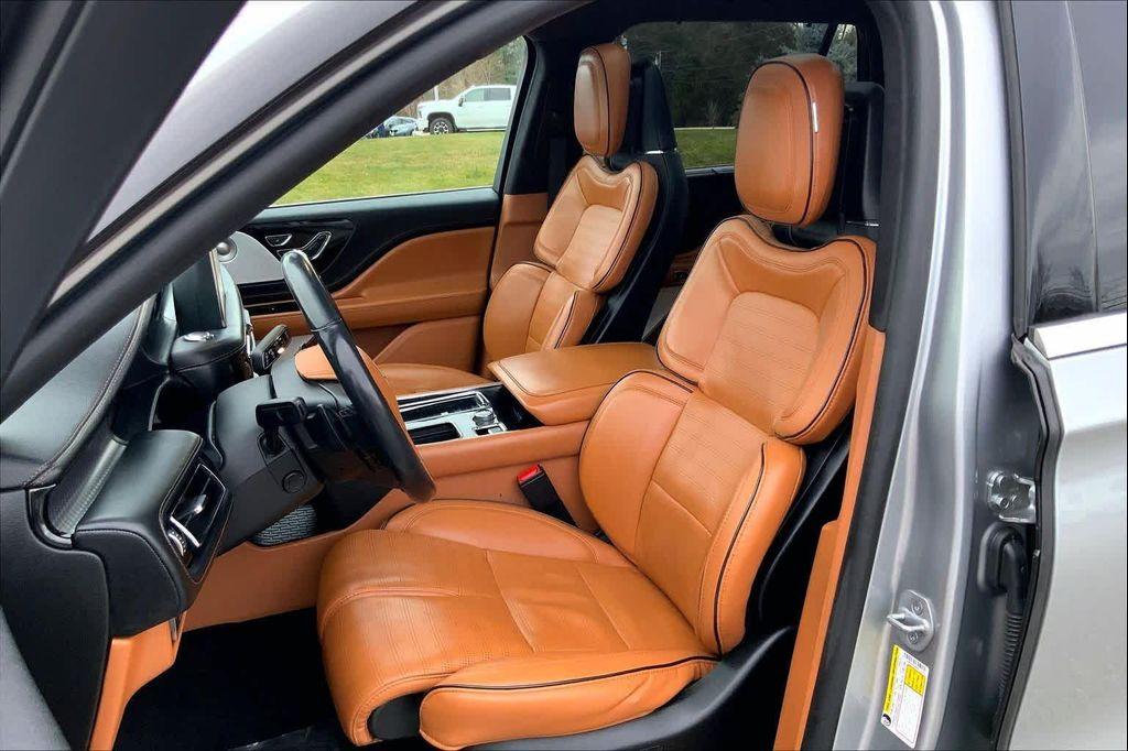 used 2022 Lincoln Aviator car, priced at $41,467