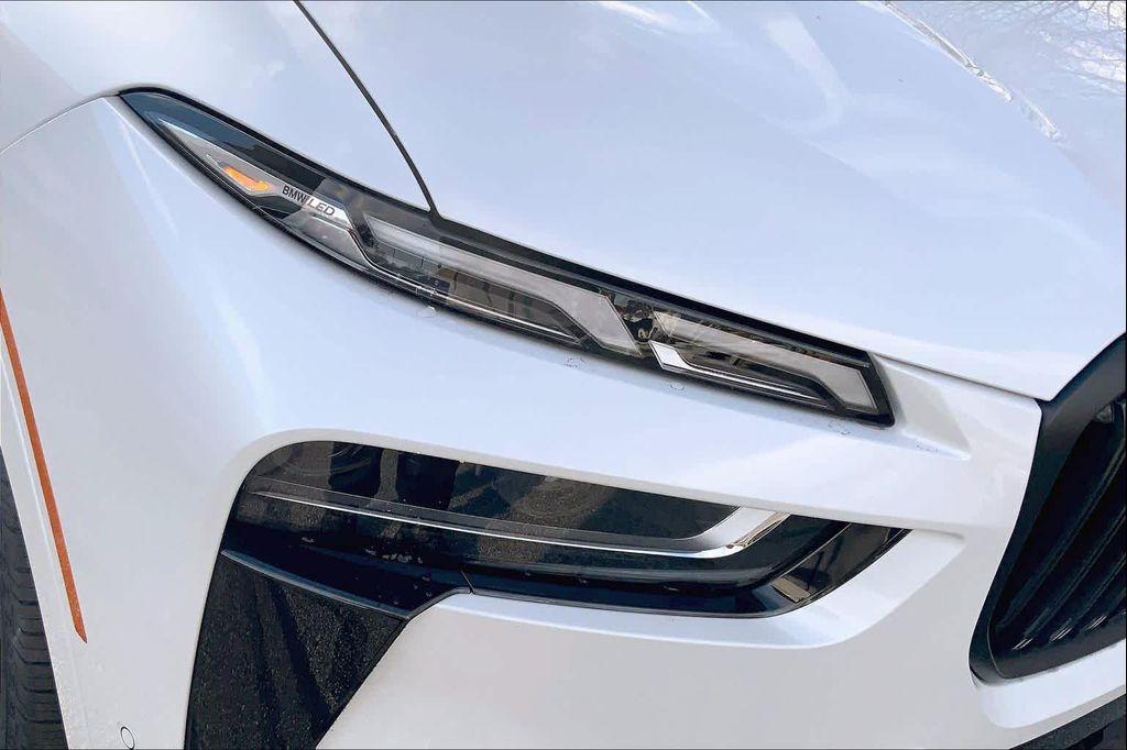 new 2026 BMW X7 car, priced at $96,930