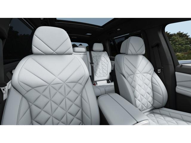 new 2026 BMW X7 car, priced at $91,730