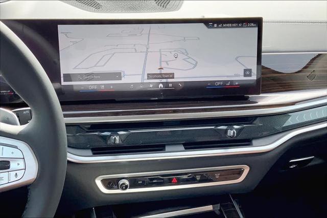 new 2025 BMW X7 car, priced at $93,005