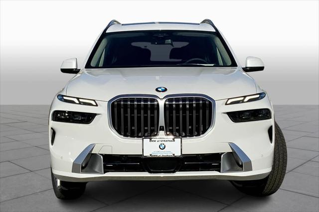 new 2025 BMW X7 car, priced at $92,195