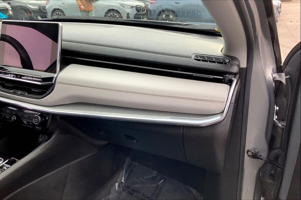 used 2022 Jeep Compass car, priced at $24,404