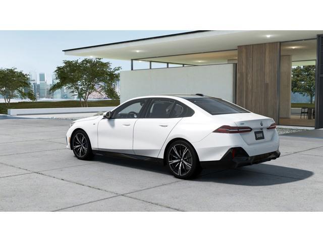 new 2025 BMW 540 car, priced at $78,125