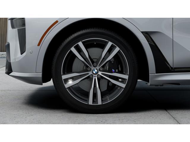 new 2026 BMW X7 car, priced at $102,265