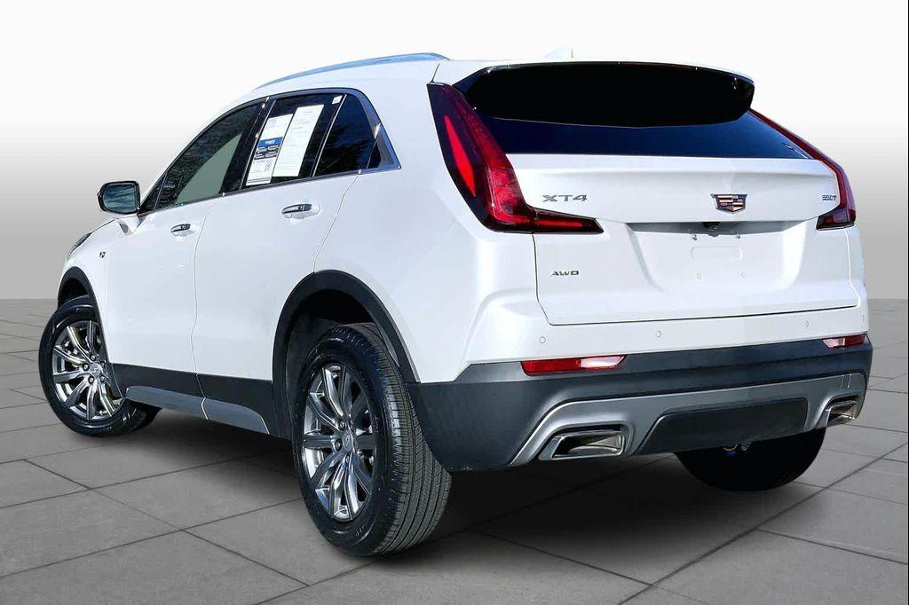 used 2021 Cadillac XT4 car, priced at $26,885