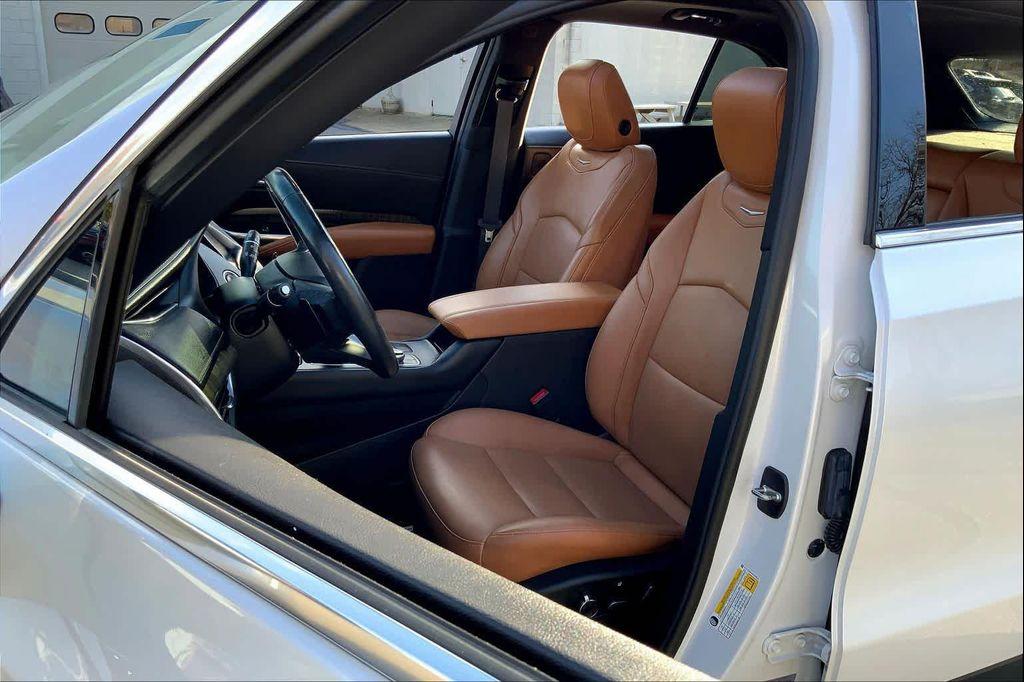 used 2021 Cadillac XT4 car, priced at $26,885