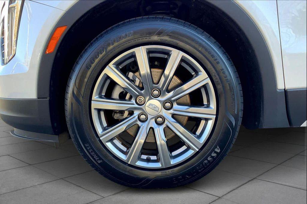 used 2021 Cadillac XT4 car, priced at $26,885