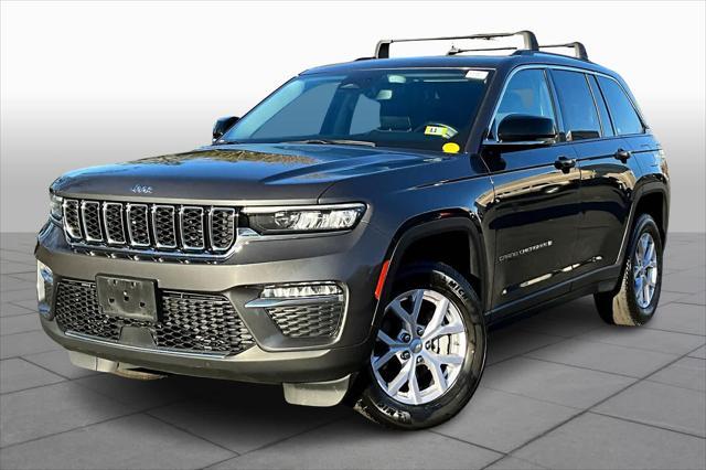 used 2022 Jeep Grand Cherokee car, priced at $30,989