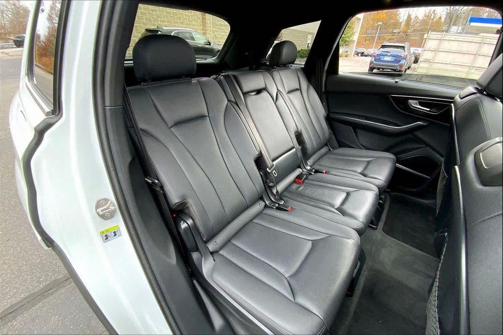 used 2021 Audi Q7 car, priced at $28,606