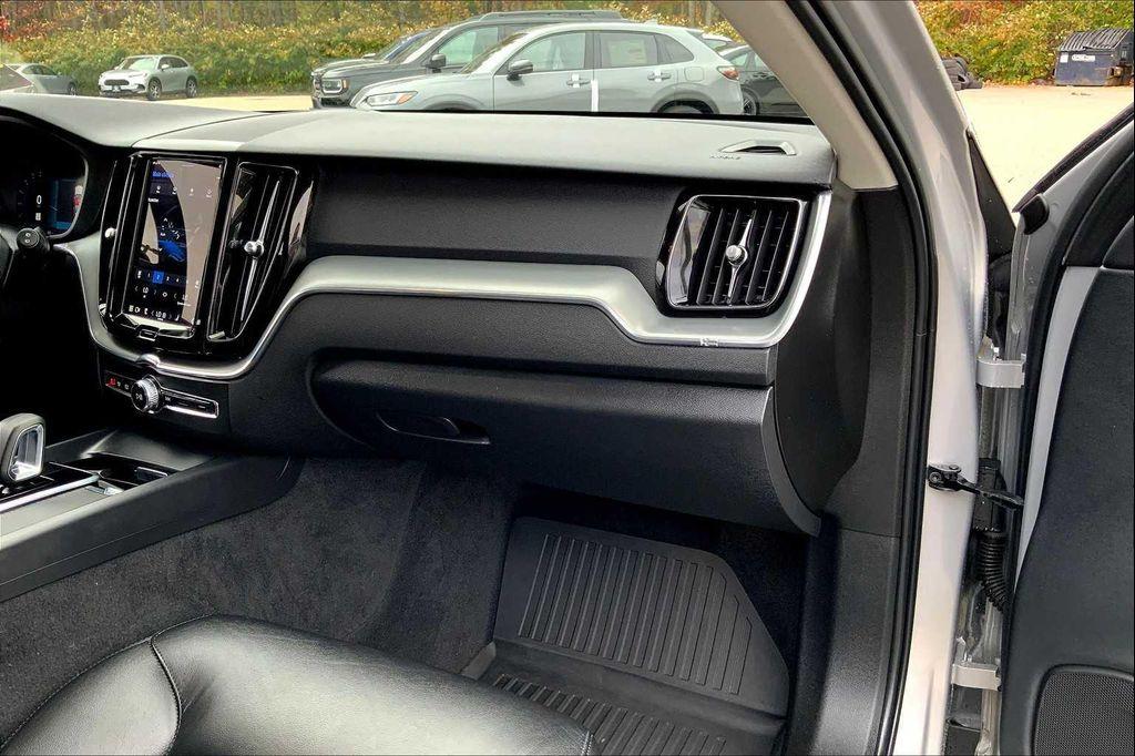 used 2023 Volvo XC60 car, priced at $34,964