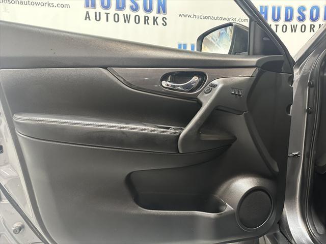 used 2019 Nissan Rogue car, priced at $13,693