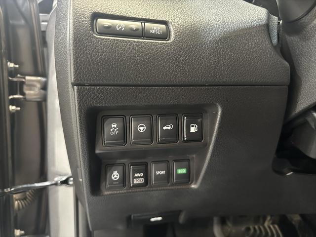 used 2019 Nissan Rogue car, priced at $13,693