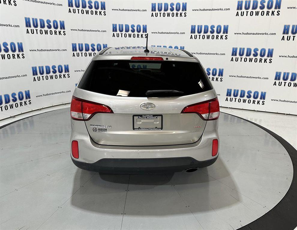 used 2015 Kia Sorento car, priced at $7,193