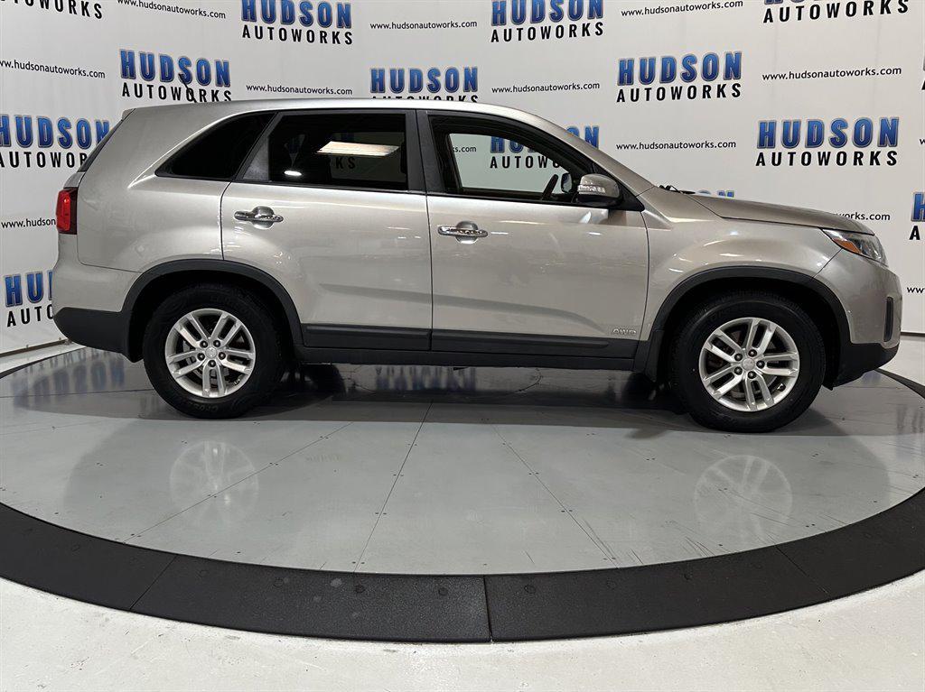 used 2015 Kia Sorento car, priced at $7,193