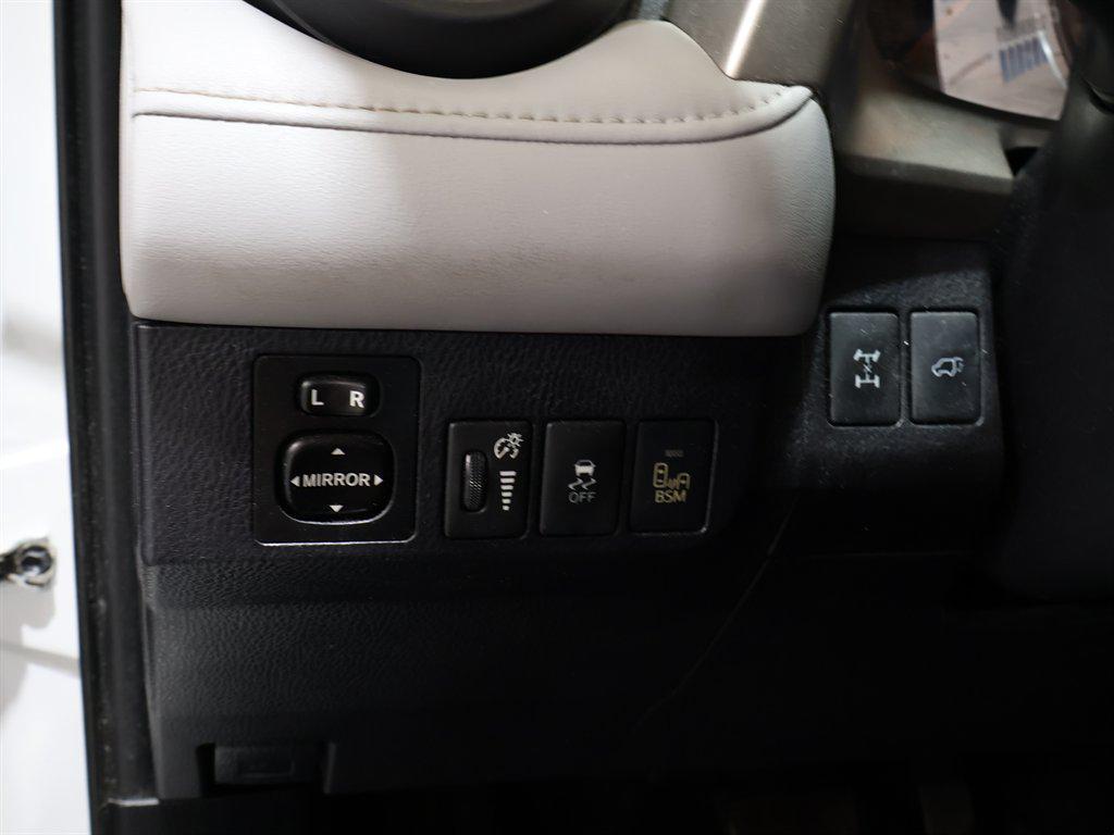 used 2014 Toyota RAV4 car, priced at $13,493