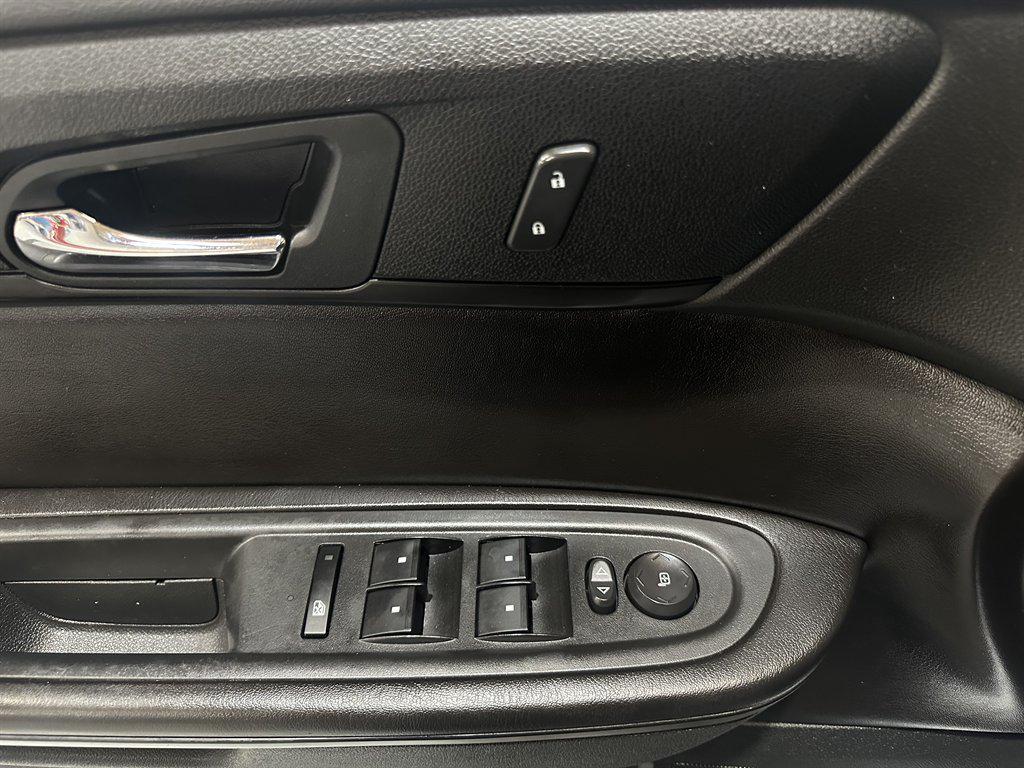 used 2017 Chevrolet Traverse car, priced at $13,493