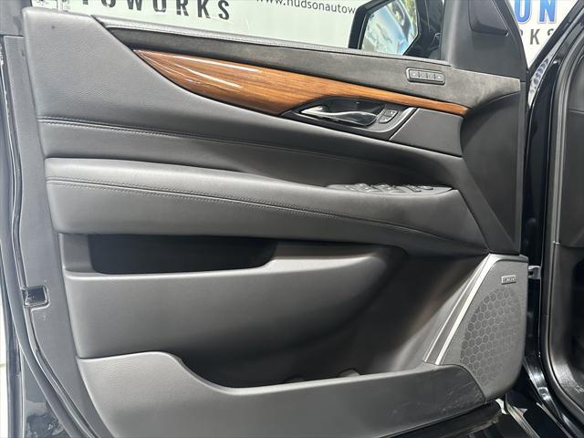 used 2019 Cadillac Escalade ESV car, priced at $27,993