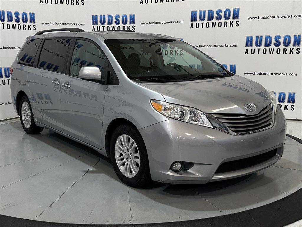 used 2016 Toyota Sienna car, priced at $20,193