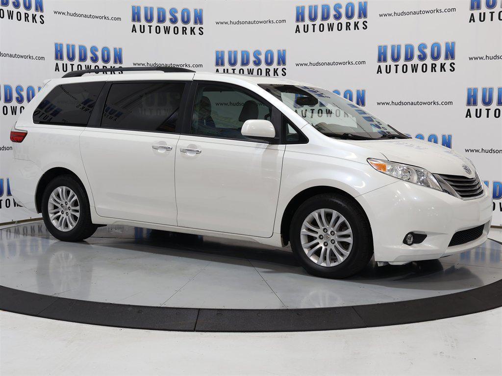 used 2015 Toyota Sienna car, priced at $16,593