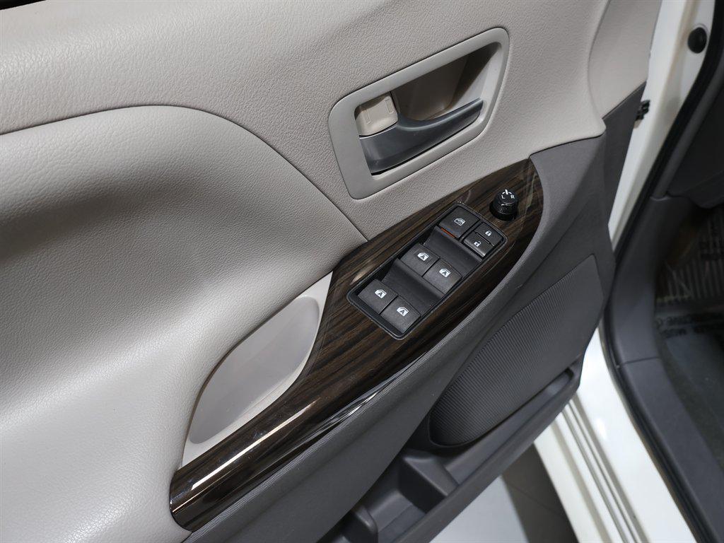 used 2015 Toyota Sienna car, priced at $16,593