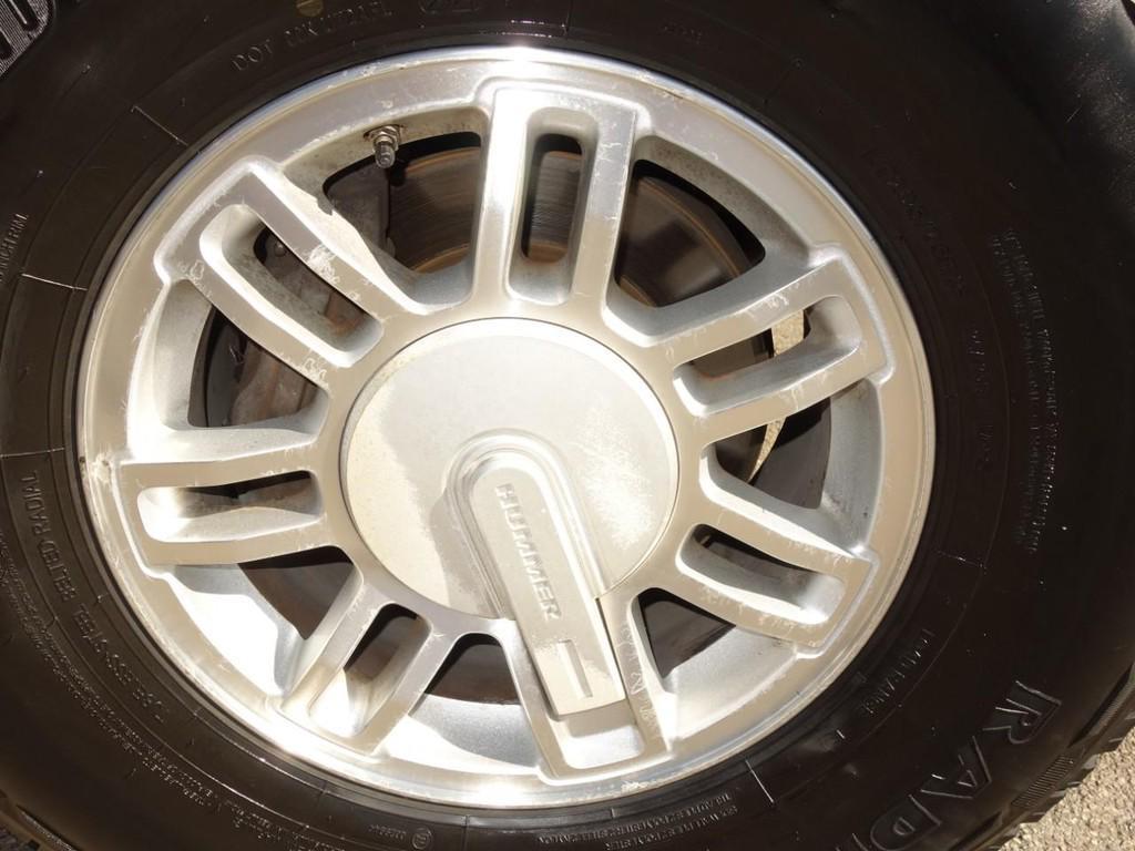 used 2007 Hummer H3 car, priced at $8,950