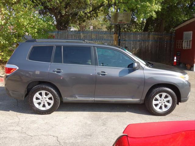 used 2011 Toyota Highlander car, priced at $9,950