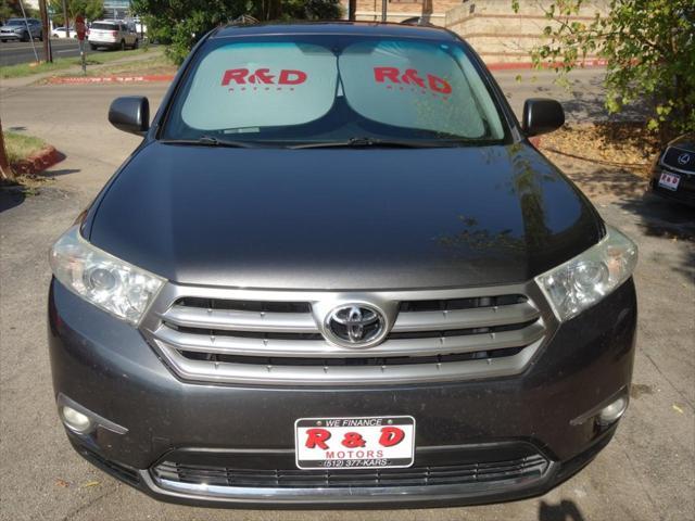 used 2011 Toyota Highlander car, priced at $9,950