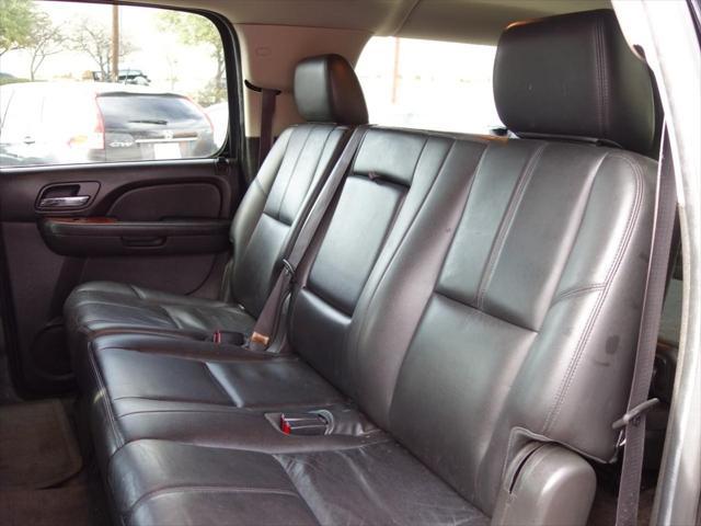 used 2014 GMC Yukon XL car, priced at $12,950