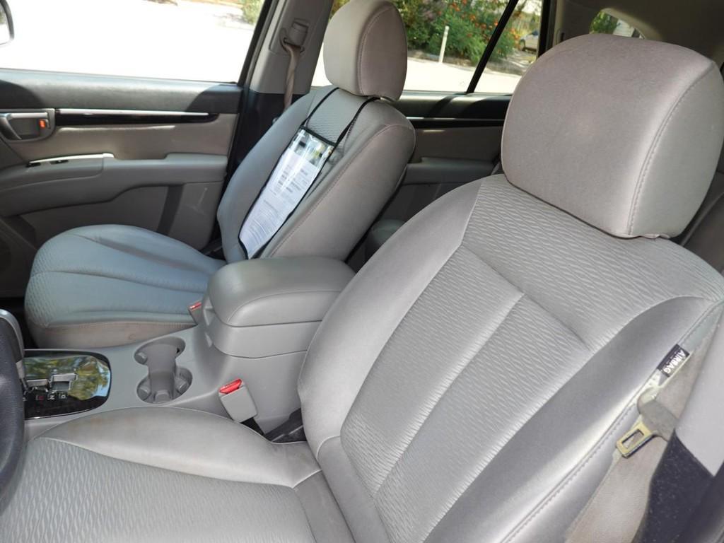 used 2009 Hyundai Santa Fe car, priced at $7,950