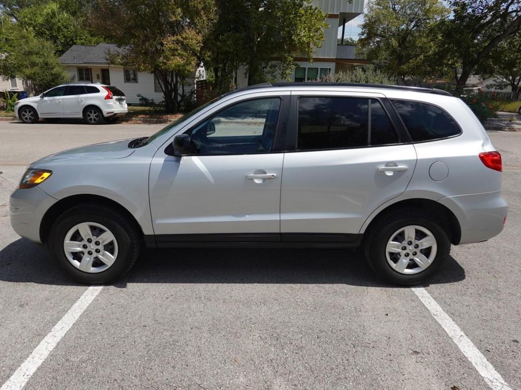 used 2009 Hyundai Santa Fe car, priced at $7,950