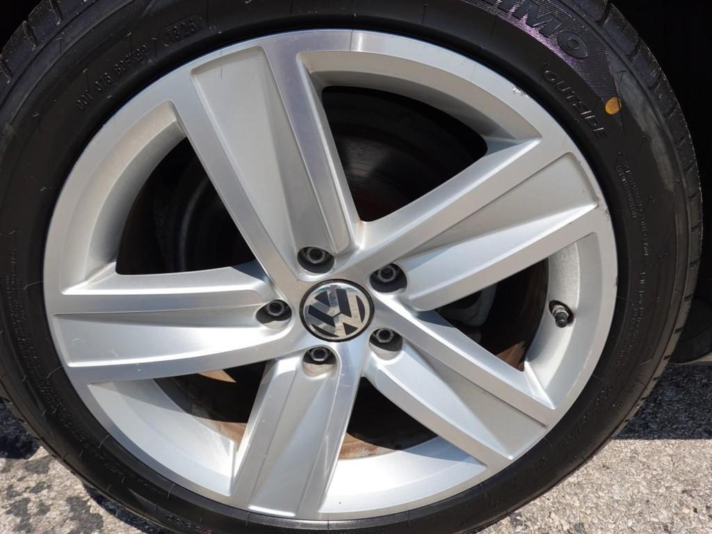 used 2015 Volkswagen CC car, priced at $8,950