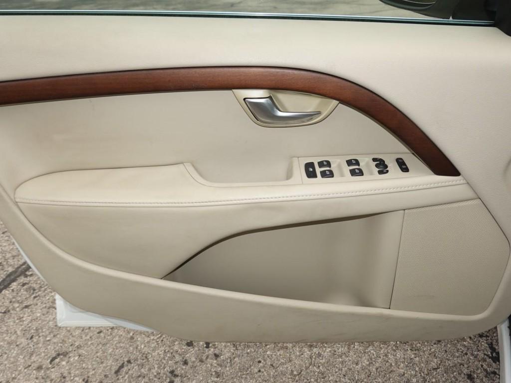 used 2011 Volvo S80 car, priced at $9,950