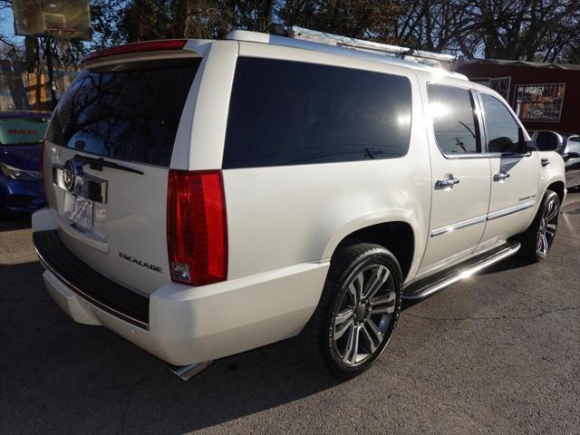 used 2014 Cadillac Escalade ESV car, priced at $13,950