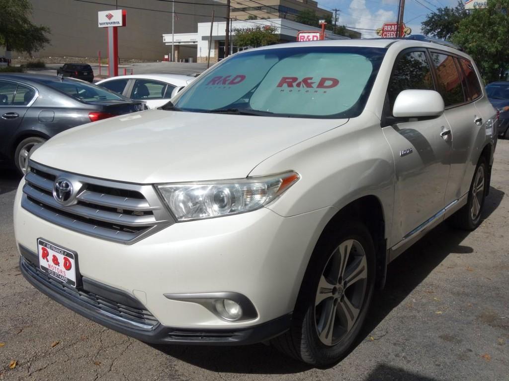 used 2012 Toyota Highlander car, priced at $13,950