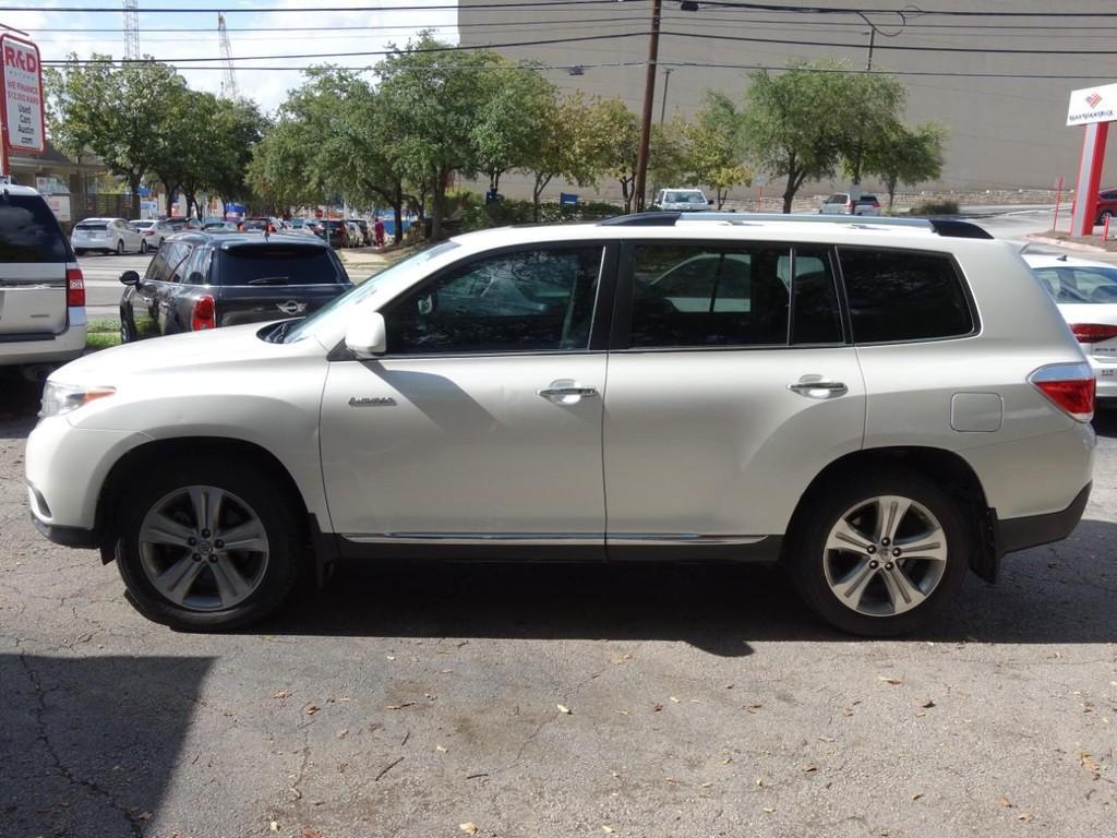 used 2012 Toyota Highlander car, priced at $13,950