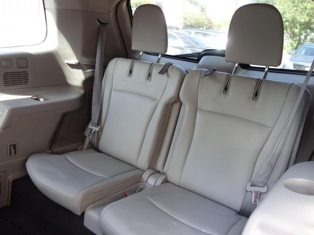 used 2012 Toyota Highlander car, priced at $13,950